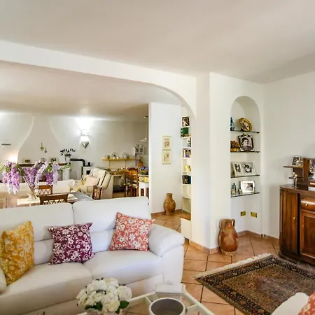 Appartamento Paradise Con A/C Apartman *